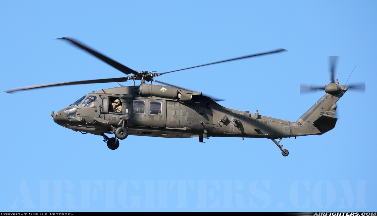 USA - Army Sikorsky UH-60L Black Hawk (S-70A) 92-26437 at Wiesbaden (ETOU), Germany