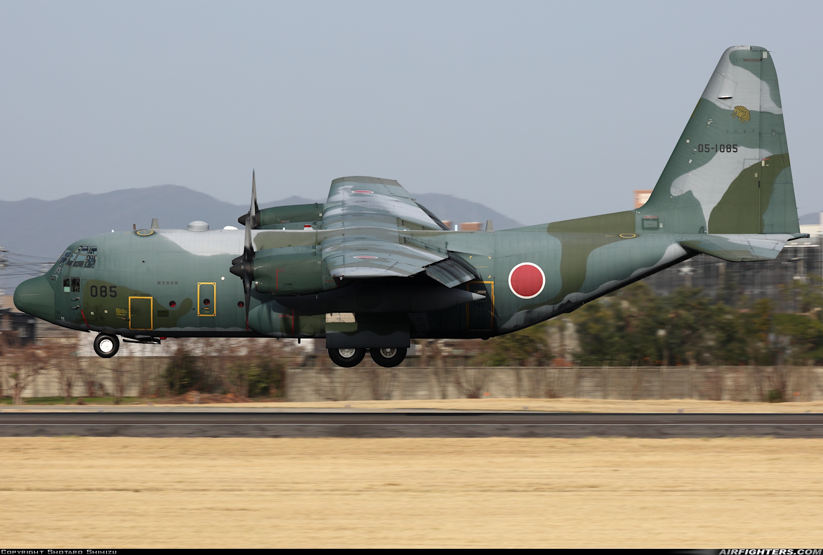 Japan - Air Force Lockheed C-130H Hercules (L-382) 05-1085 at Nagoya - Komaki (NKM / RJNA), Japan