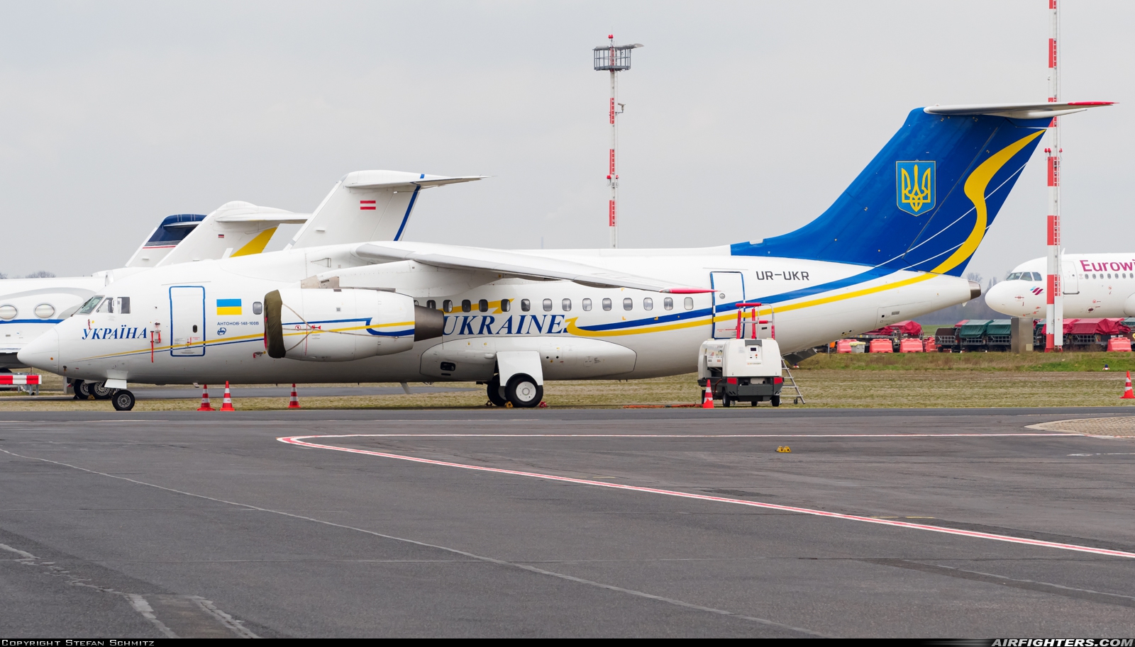 Ukraine - Government Antonov An-148-100B UR-UKR at Dusseldorf - Int. (Rhein-Ruhr / Lohausen) (DUS / EDDL), Germany