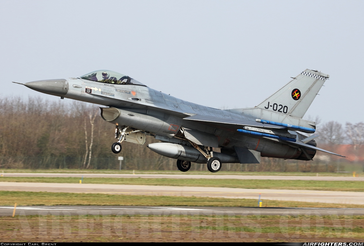 Netherlands - Air Force General Dynamics F-16AM Fighting Falcon J-020 at Uden - Volkel (UDE / EHVK), Netherlands