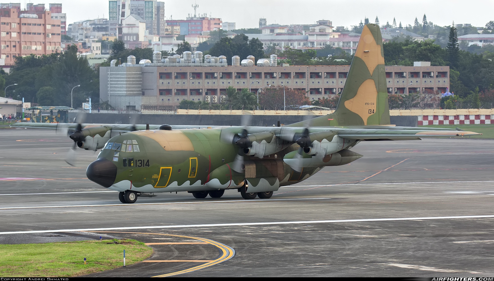Taiwan - Air Force Lockheed C-130H-30 Hercules (L-382) 1314 at Hualien (HUN /RCYU), Taiwan
