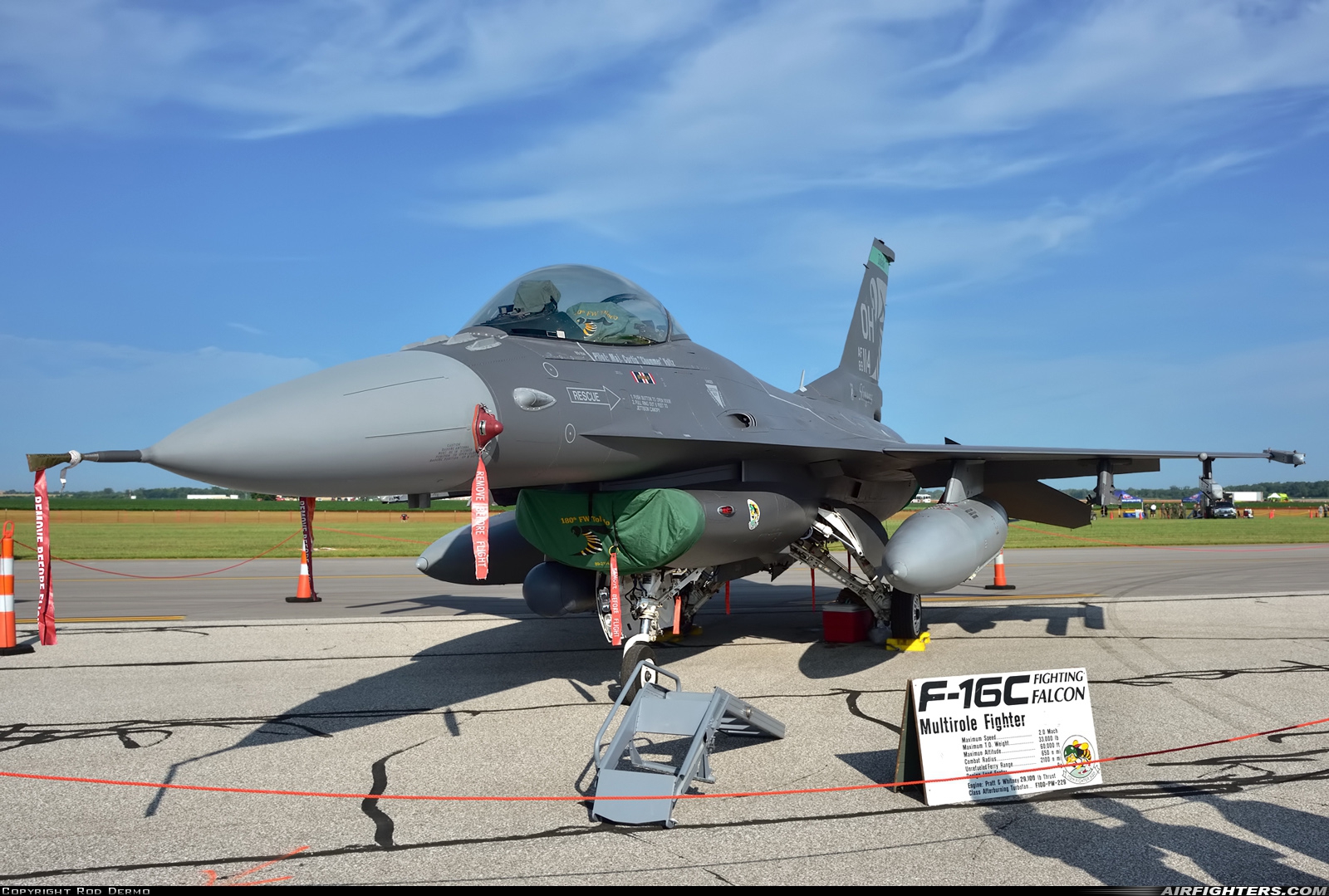 USA - Air Force General Dynamics F-16C Fighting Falcon 89-2114 at Detroit - Willow Run (YIP / KYIP), USA
