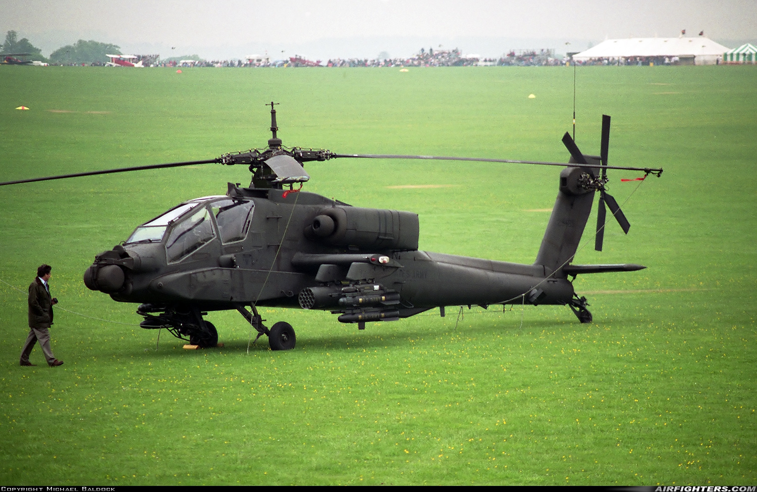 USA - Army McDonnell Douglas AH-64A Apache 85-25485 at Middle Wallop (EGVP), UK