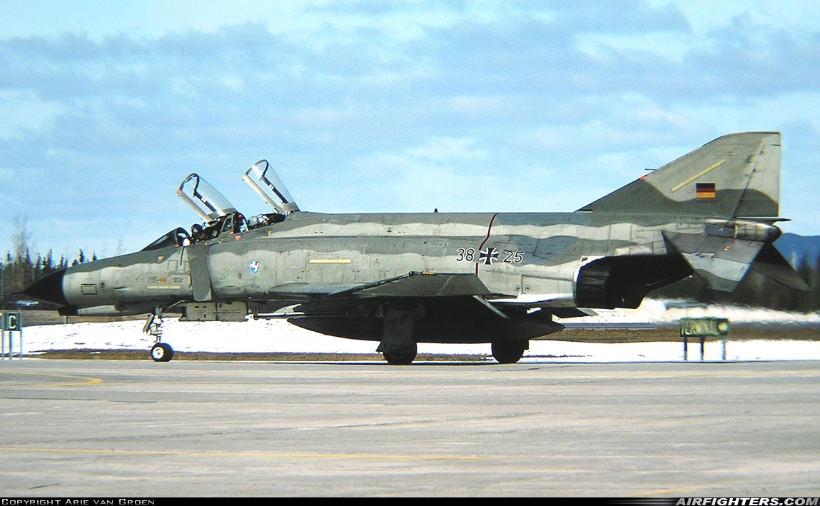 Germany - Air Force McDonnell Douglas F-4F Phantom II 38+25 at Goose Bay (YYR / CYYR), Canada