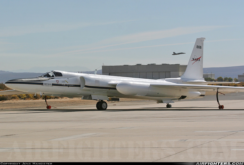 USA - NASA Lockheed ER-2S N806NA at Edwards - AFB (EDW / KEDW), USA