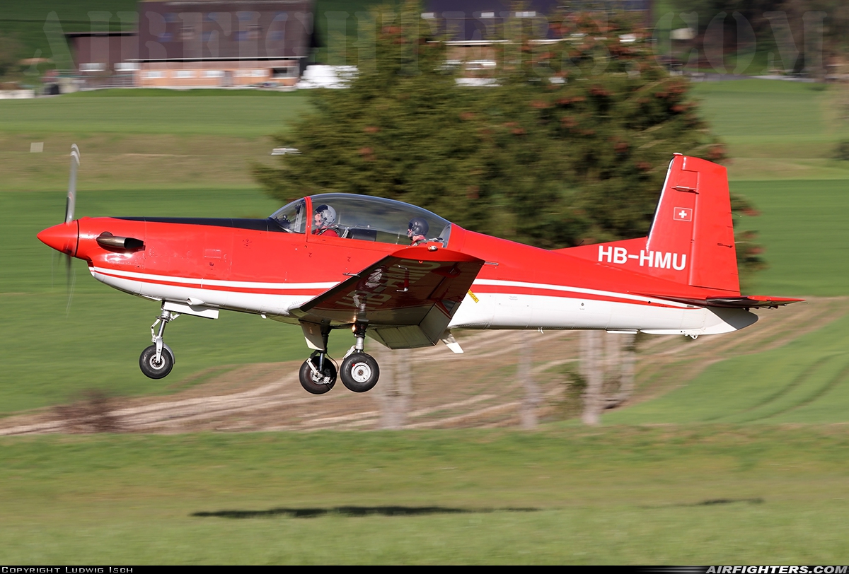 Private Pilatus PC-7 Turbo Trainer HB-HMU at Triengen (LSPN), Switzerland