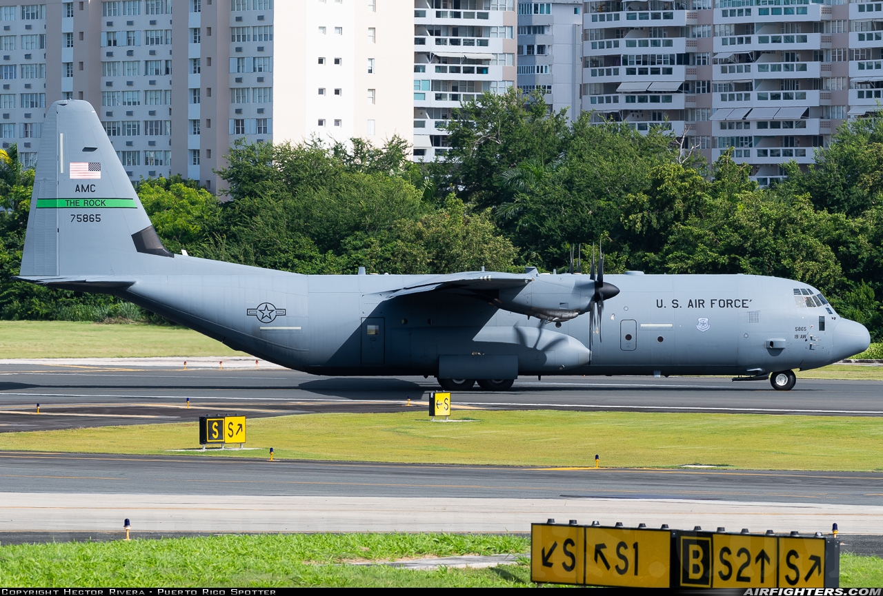 USA - Air Force Lockheed Martin C-130J-30 Hercules (L-382) 17-5865 at San Juan - Luis Munoz Marin Int. (SJU / TJSJ), Puerto Rico