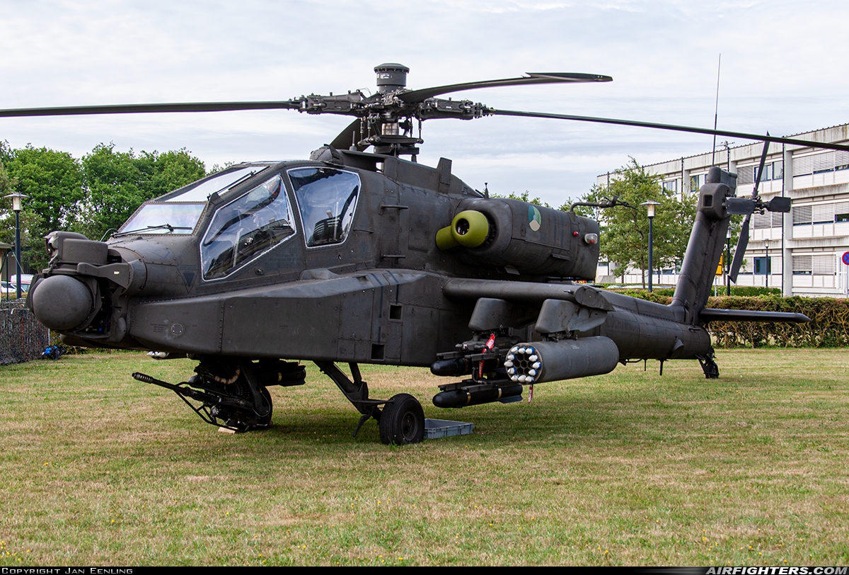 Netherlands - Air Force Boeing AH-64DN Apache Longbow Q-09 at Off-Airport - Den Helder, Netherlands