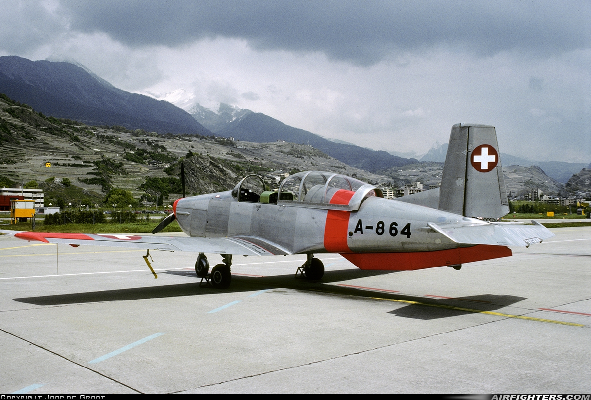 Switzerland - Air Force Pilatus P-3-05 A-864 at Sion (- Sitten) (SIR / LSGS / LSMS), Switzerland