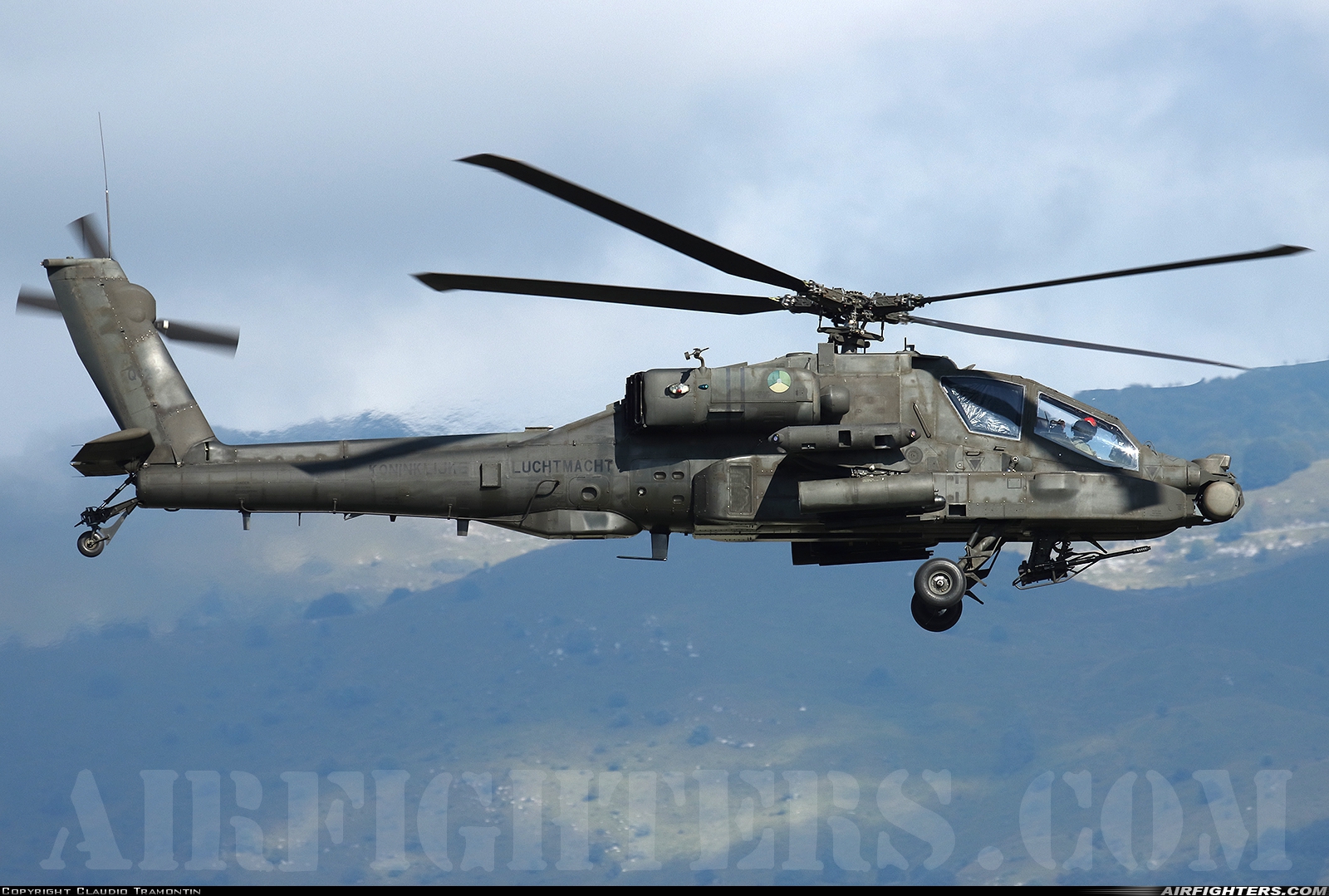 Netherlands - Air Force Boeing AH-64DN Apache Longbow Q-22 at Aviano (- Pagliano e Gori) (AVB / LIPA), Italy
