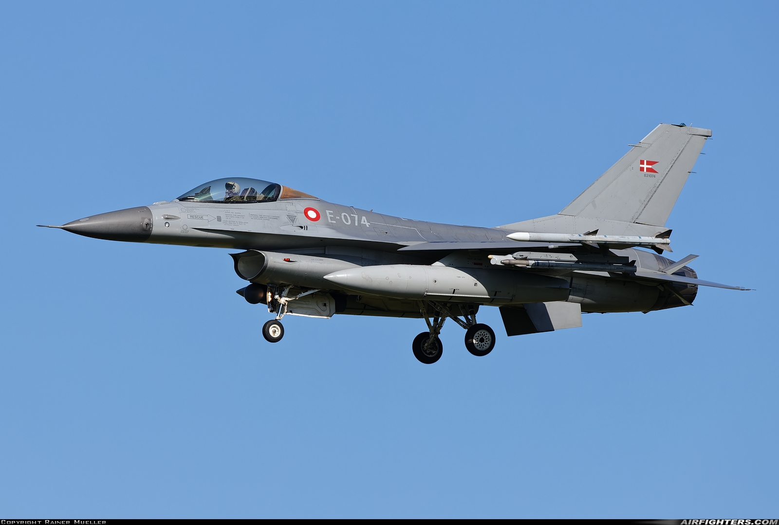 Denmark - Air Force General Dynamics F-16AM Fighting Falcon E-074 at Skrydstrup (EKSP), Denmark