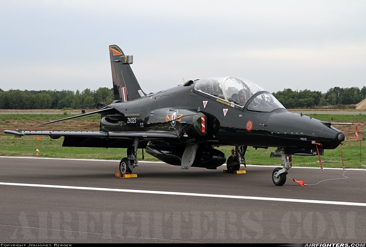 UK - Air Force BAE Systems Hawk T.2 ZK025 at Kleine Brogel (EBBL), Belgium
