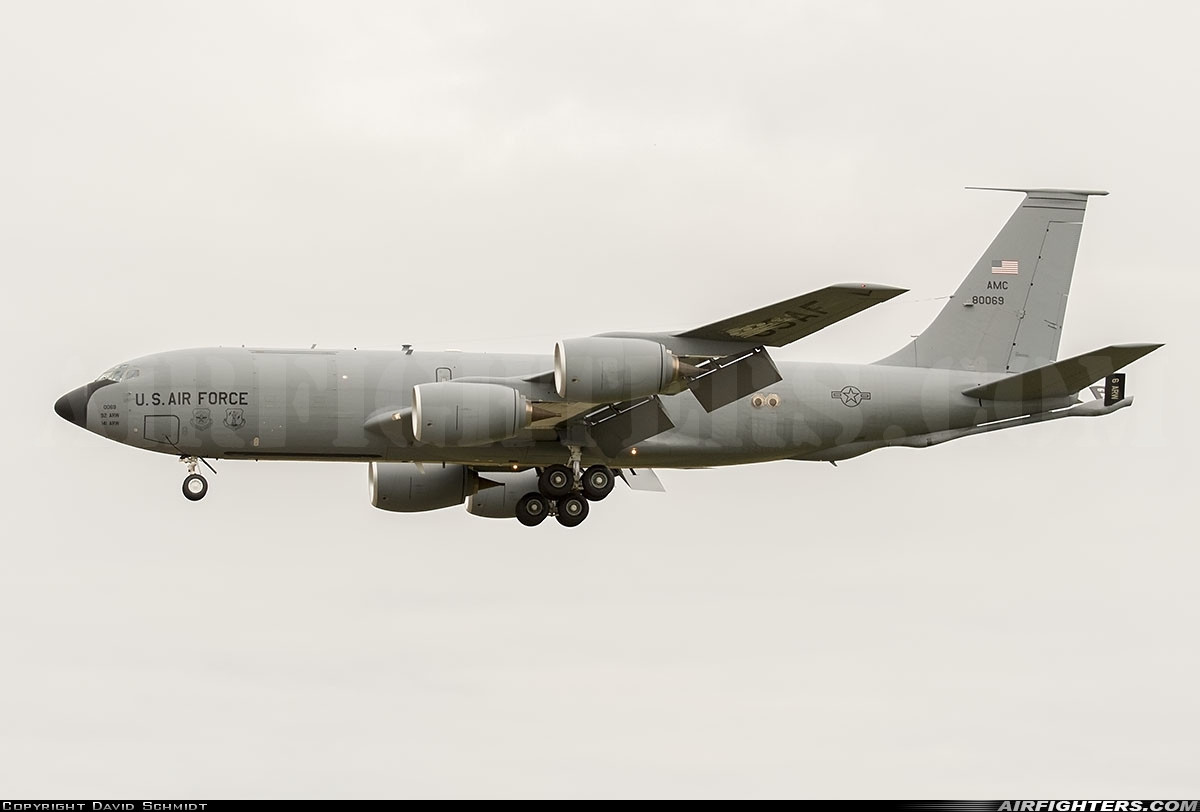 USA - Air Force Boeing KC-135T Stratotanker (717-148) 58-0069 at Mildenhall (MHZ / GXH / EGUN), UK