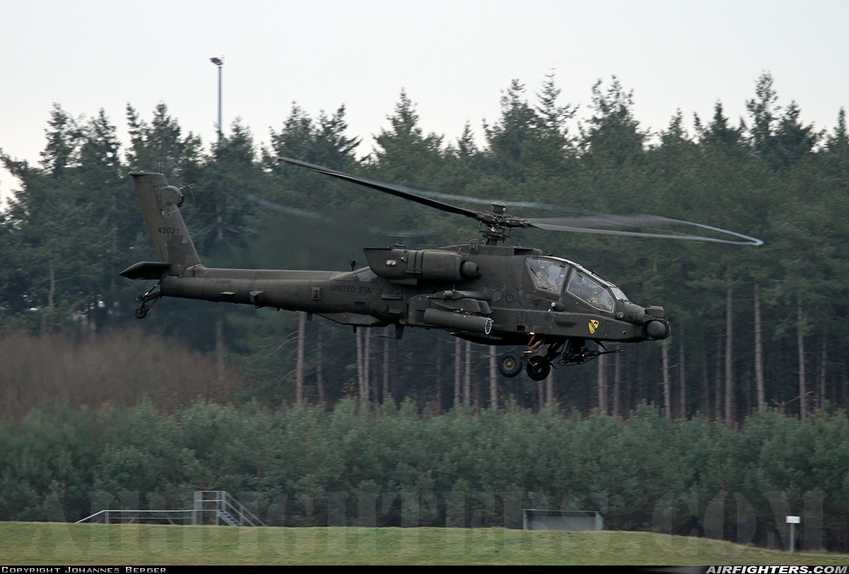 USA - Army Boeing AH-64E Apache Guardian 14-03021 at Bergen op Zoom - Woensdrecht (WOE / BZM / EHWO), Netherlands