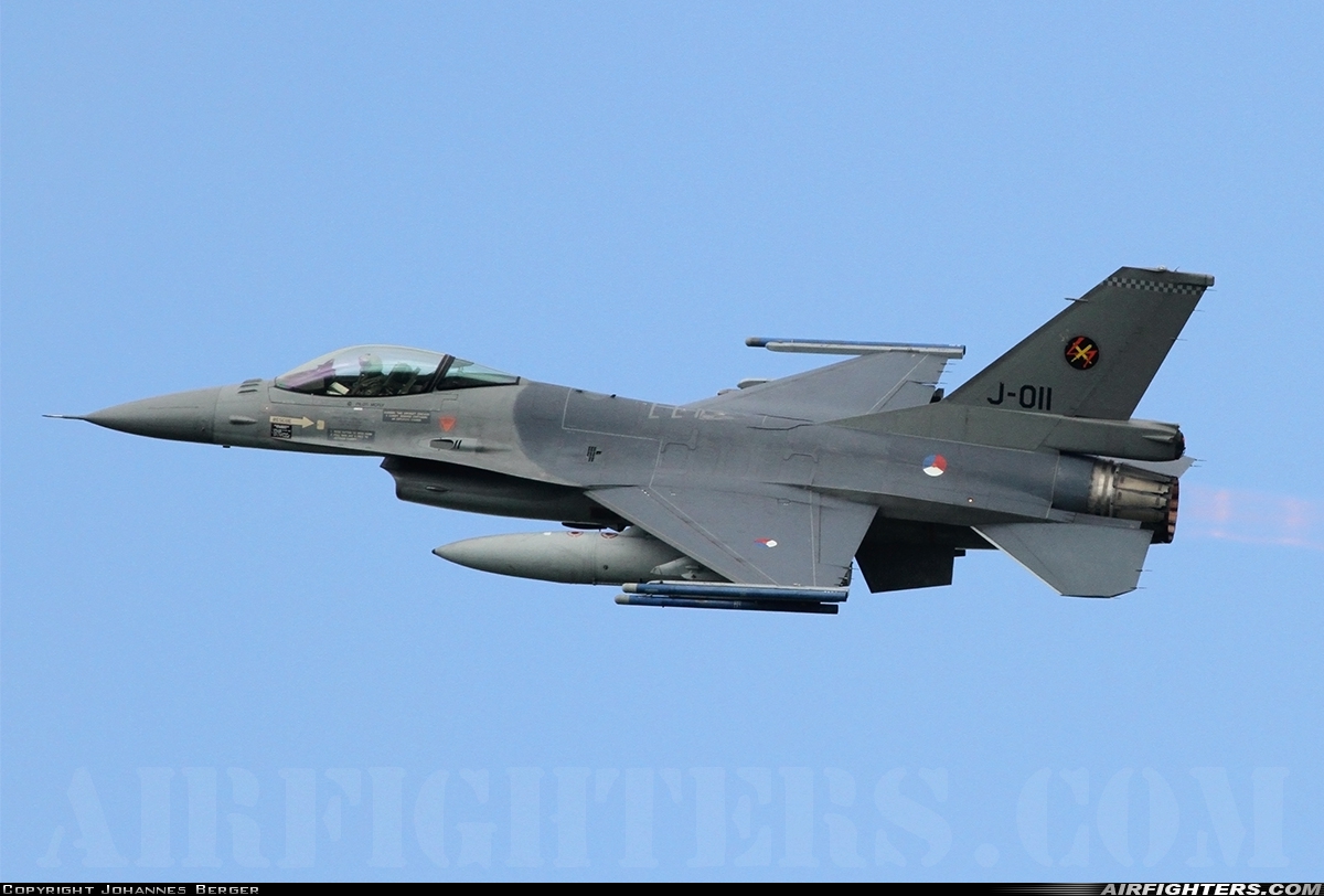 Netherlands - Air Force General Dynamics F-16AM Fighting Falcon J-011 at Leeuwarden (LWR / EHLW), Netherlands