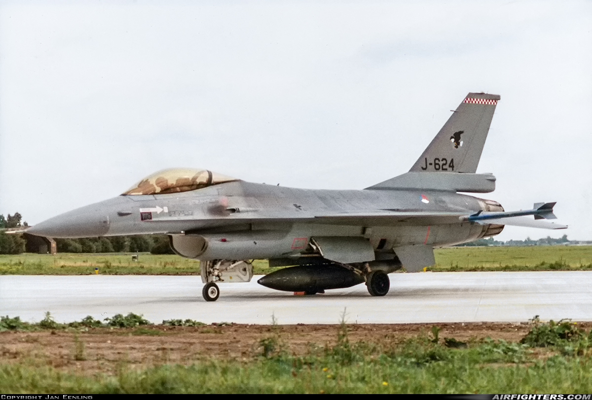 Netherlands - Air Force General Dynamics F-16A Fighting Falcon J-624 at Leeuwarden (LWR / EHLW), Netherlands