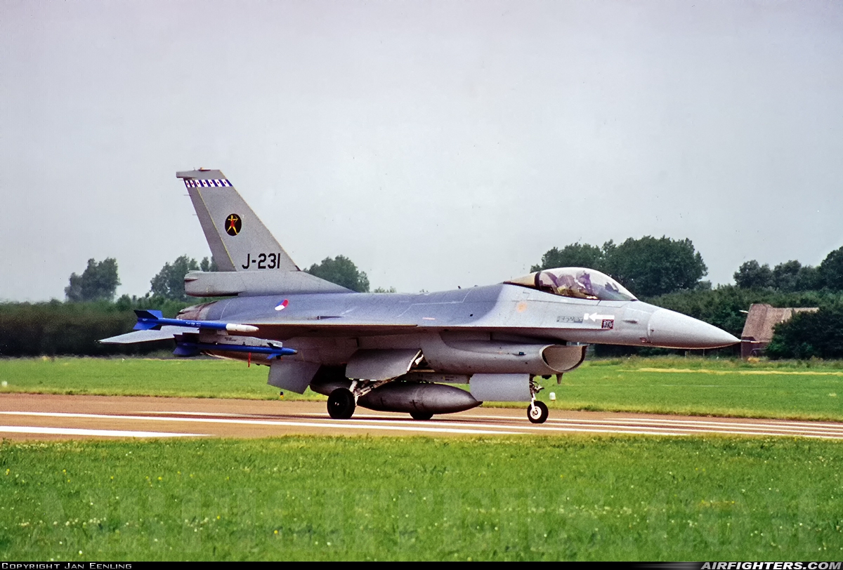Netherlands - Air Force General Dynamics F-16A Fighting Falcon J-231 at Leeuwarden (LWR / EHLW), Netherlands