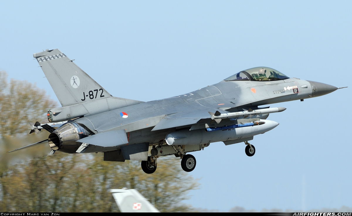 Netherlands - Air Force General Dynamics F-16AM Fighting Falcon J-872 at Leeuwarden (LWR / EHLW), Netherlands