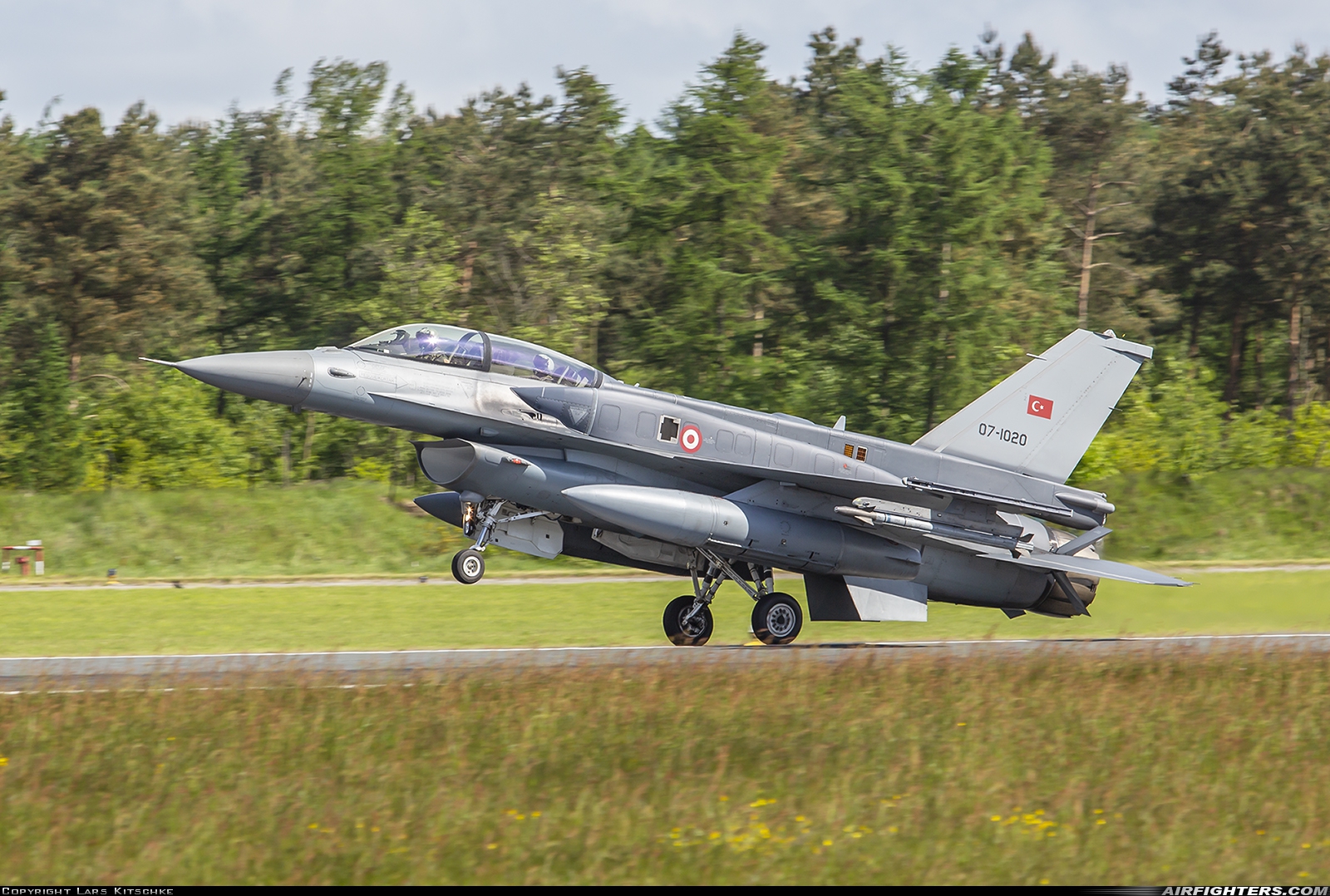 Türkiye - Air Force General Dynamics F-16D Fighting Falcon 07-1020 at Wittmundhafen (Wittmund) (ETNT), Germany