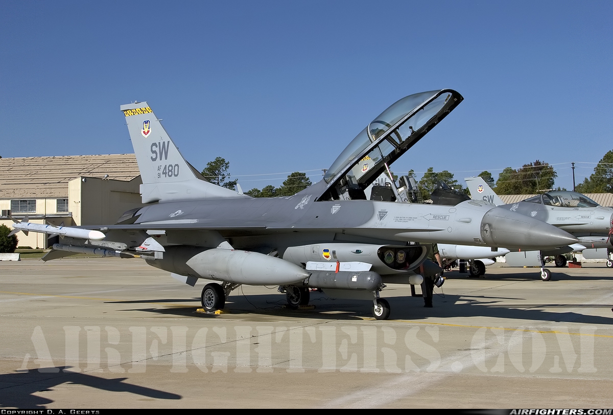 USA - Air Force General Dynamics F-16D Fighting Falcon 91-0480 at Shaw AFB (SSC/KSSC), USA