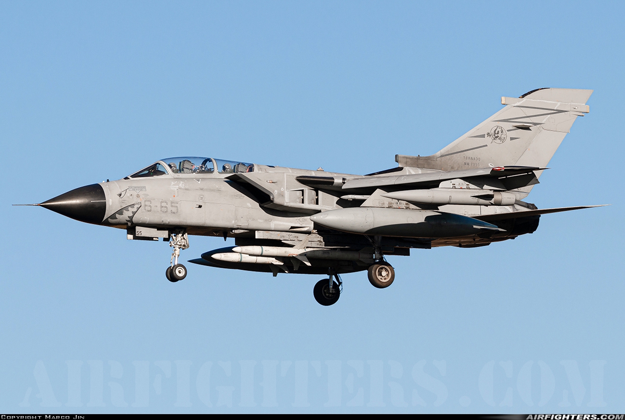 Italy - Air Force Panavia Tornado ECR MM7055 at Ghedi (- Tenente Luigi Olivari) (LIPL), Italy