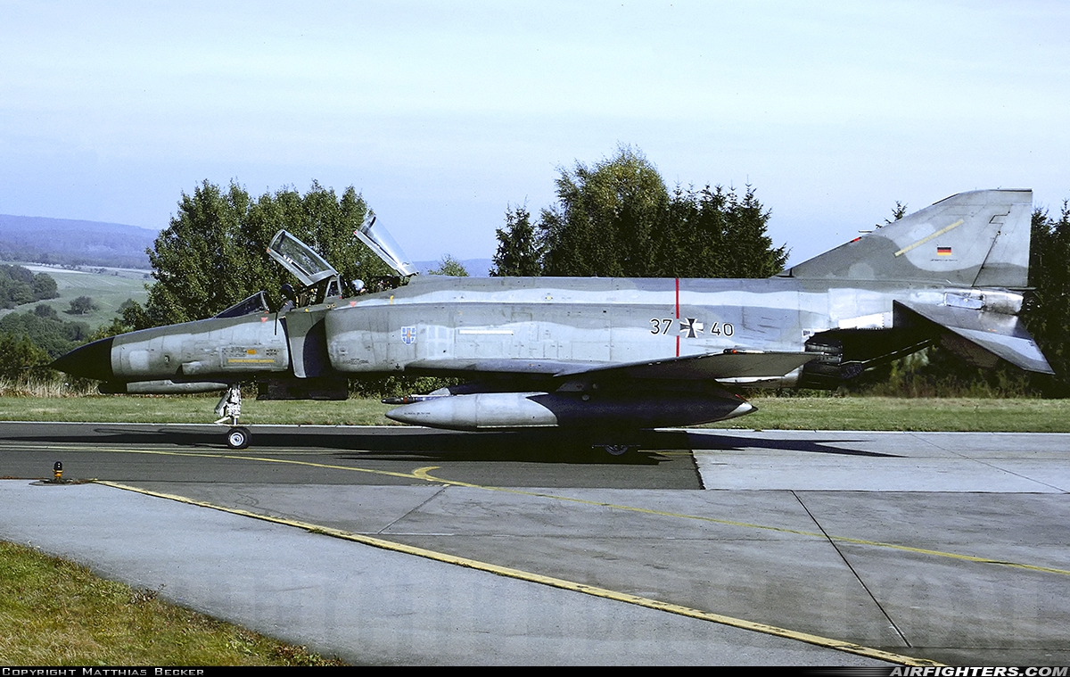 Germany - Air Force McDonnell Douglas F-4F Phantom II 37+40 at Pferdsfeld (ETSP), Germany