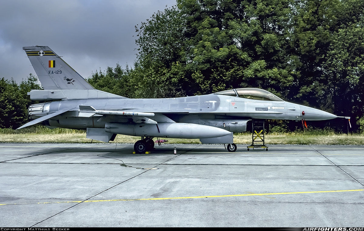 Belgium - Air Force General Dynamics F-16A Fighting Falcon FA-129 at Florennes (EBFS), Belgium