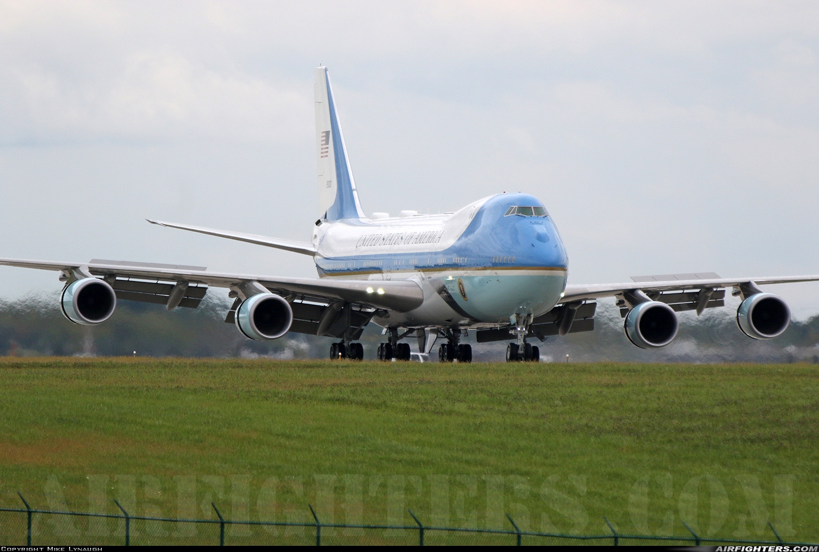 USA - Air Force Boeing VC-25A (747-2G4B) 92-9000 at Cleveland - Hopkins Int. (CLE / KCLE), USA
