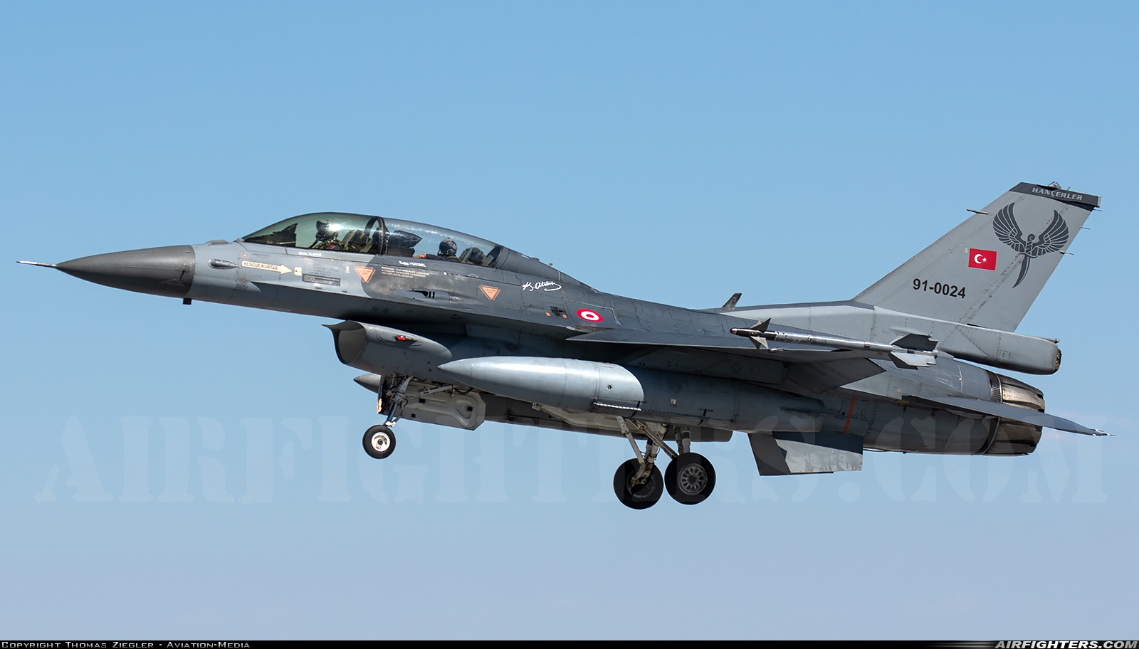 Türkiye - Air Force General Dynamics F-16D Fighting Falcon 91-0024 at Konya (KYA / LTAN), Türkiye