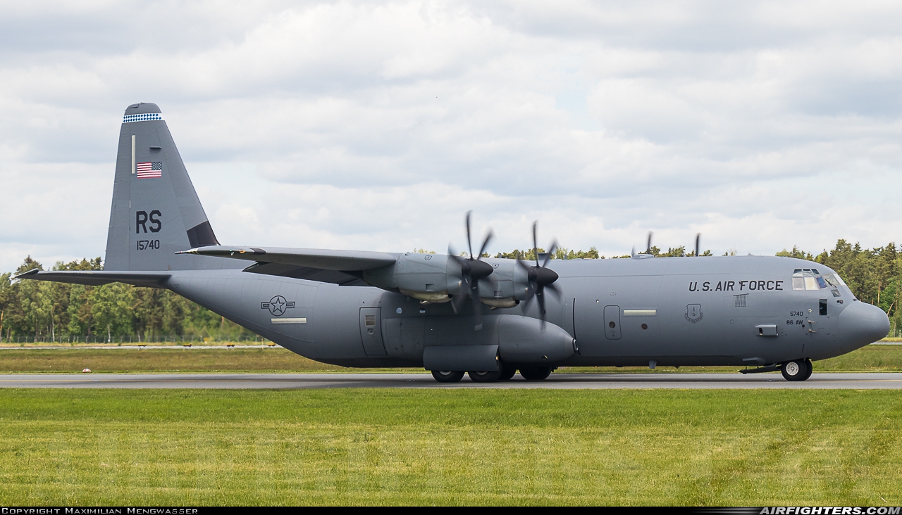 USA - Air Force Lockheed Martin C-130J-30 Hercules (L-382) 11-5740 at Nuremberg (NUE / EDDN), Germany