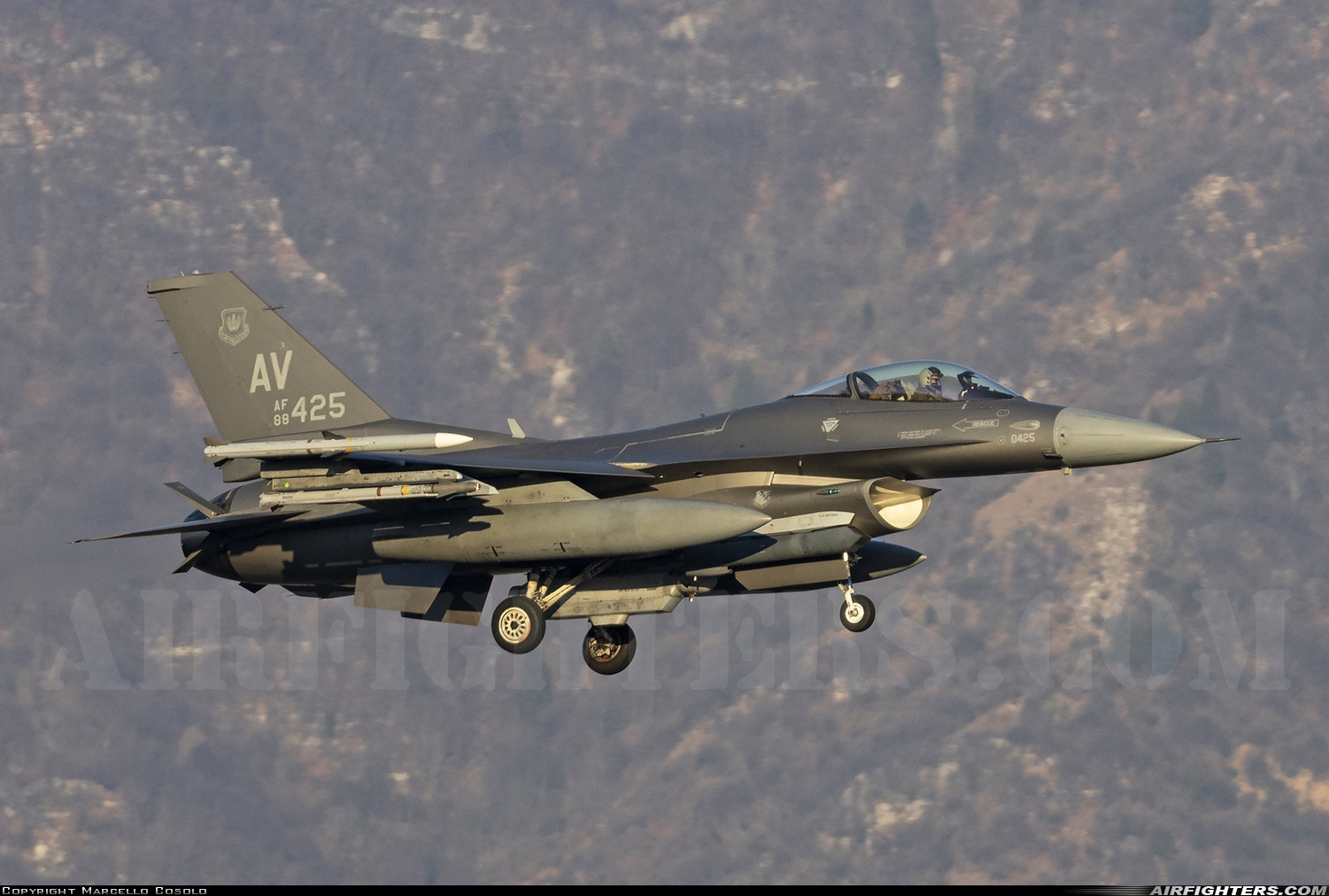 USA - Air Force General Dynamics F-16C Fighting Falcon 88-0425 at Aviano (- Pagliano e Gori) (AVB / LIPA), Italy