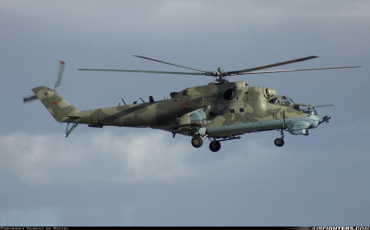 USA - Army Mil Mi-24D 88-0616 at Yuma - MCAS / Int. (NYL / KNYL), USA
