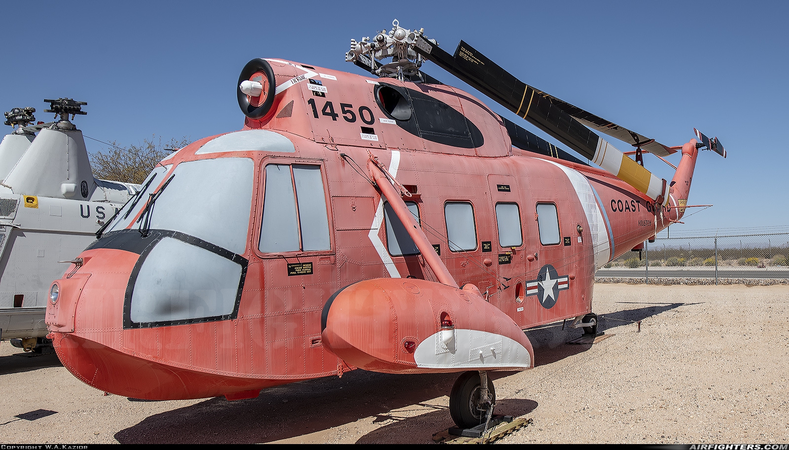 USA - Coast Guard Sikorsky HH-52A Sea Guardian (S-62A) 1450 at Tucson - Pima Air and Space Museum, USA