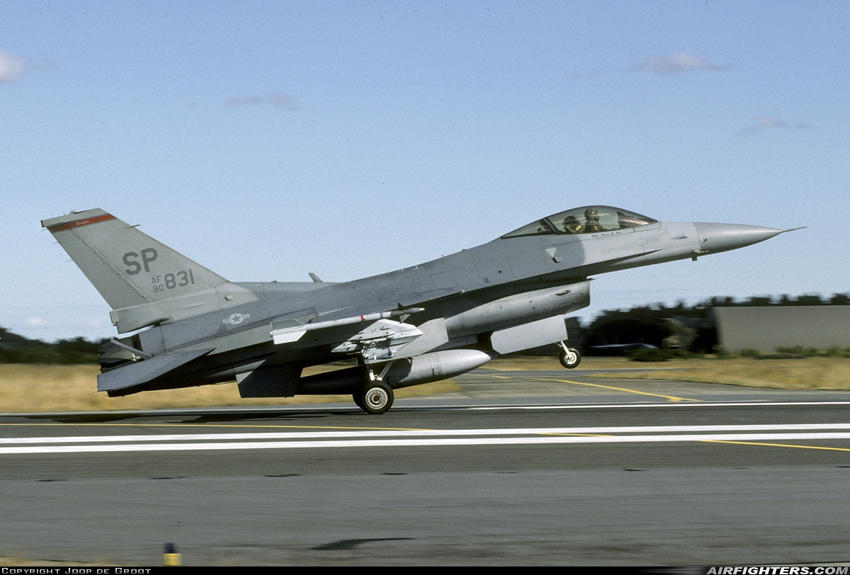 USA - Air Force General Dynamics F-16C Fighting Falcon 90-0831 at Karup (KRP / EKKA), Denmark