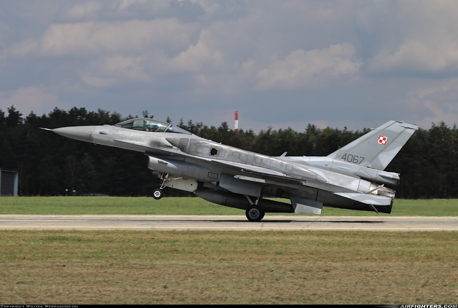 Poland - Air Force General Dynamics F-16C Fighting Falcon 4067 at Lask (EPLK), Poland