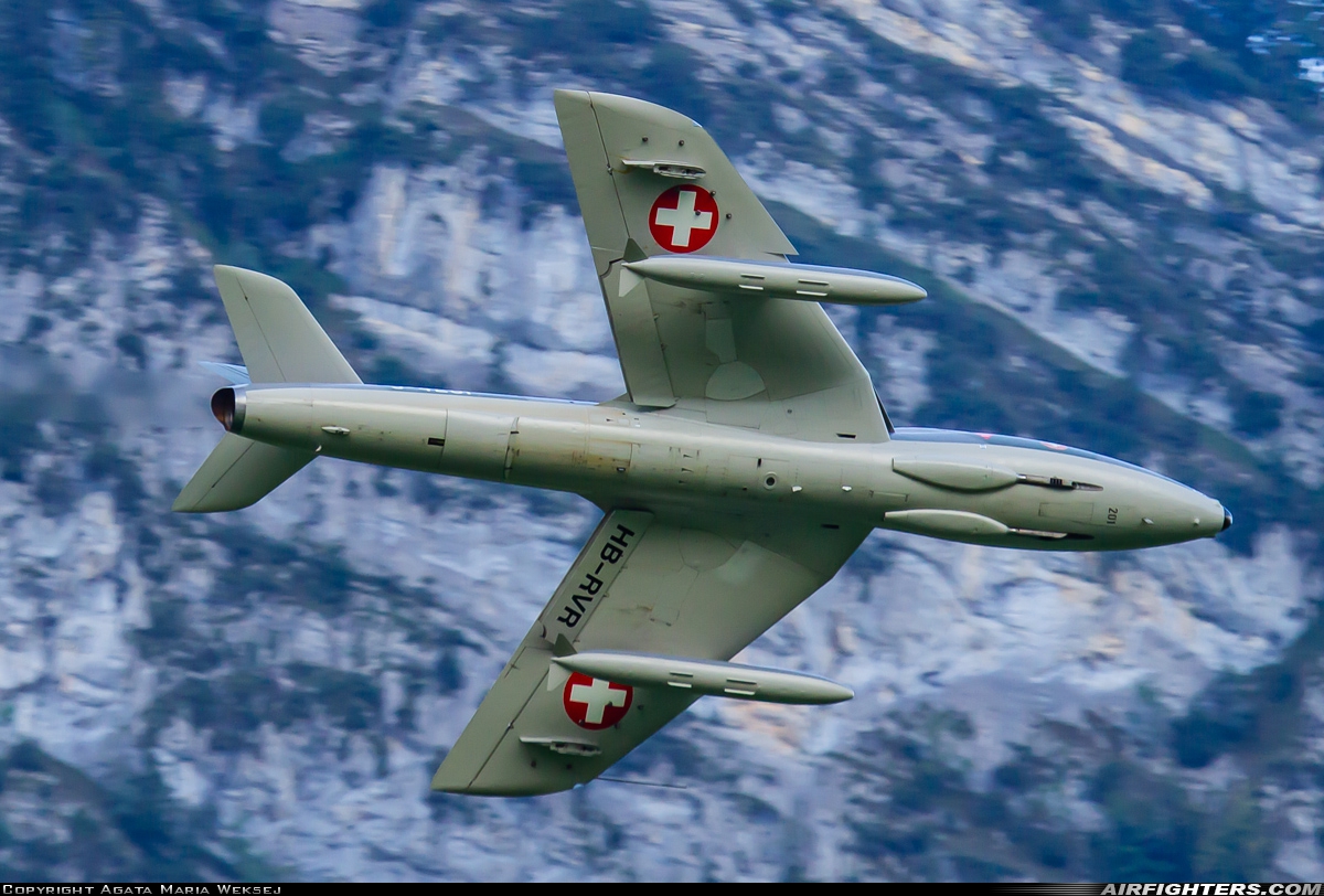 Private - Amici del Hunter Hawker Hunter T68 HB-RVR at Mollis (LSMF), Switzerland
