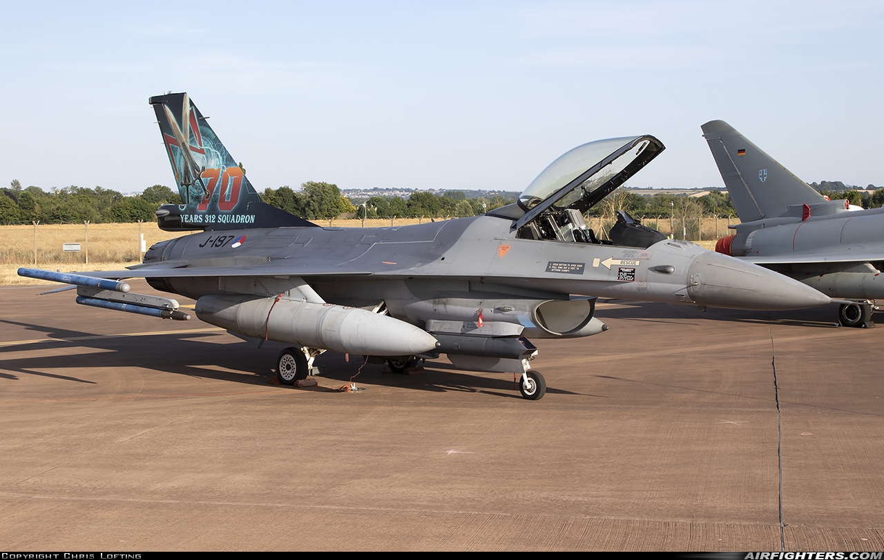 Netherlands - Air Force General Dynamics F-16AM Fighting Falcon J-197 at Fairford (FFD / EGVA), UK