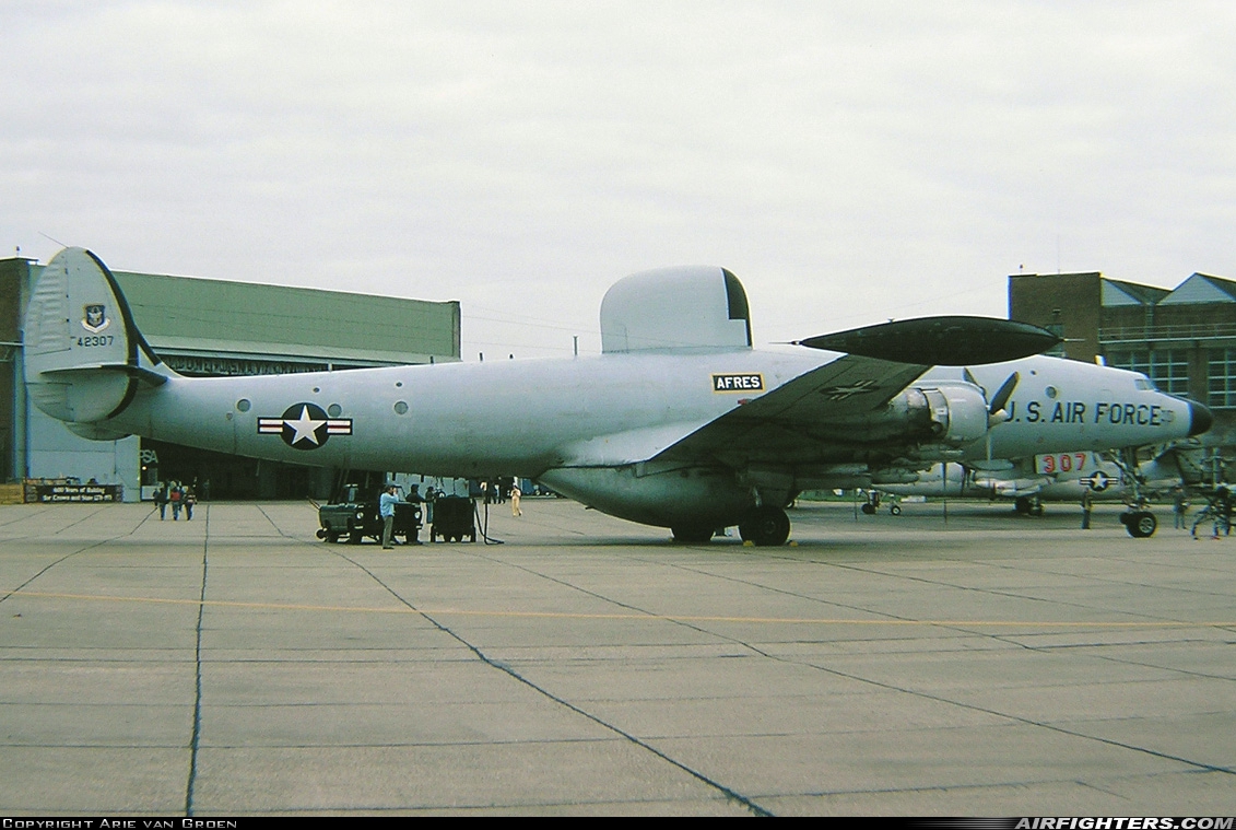 USA - Air Force Lockheed EC-121T Warning Star (L-1049) 54-2307 at Mildenhall (MHZ / GXH / EGUN), UK