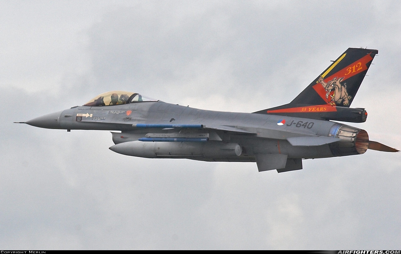 Netherlands - Air Force General Dynamics F-16AM Fighting Falcon J-640 at Uden - Volkel (UDE / EHVK), Netherlands