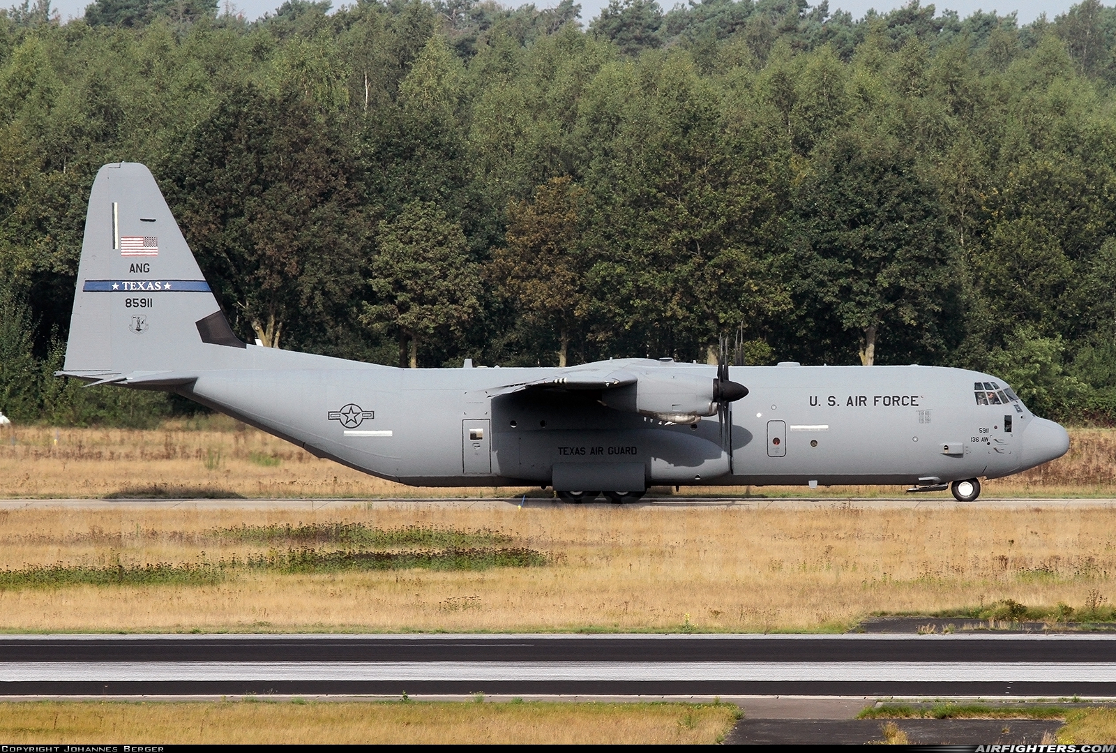 USA - Air Force Lockheed Martin C-130J-30 Hercules (L-382) 18-5911 at Eindhoven (- Welschap) (EIN / EHEH), Netherlands