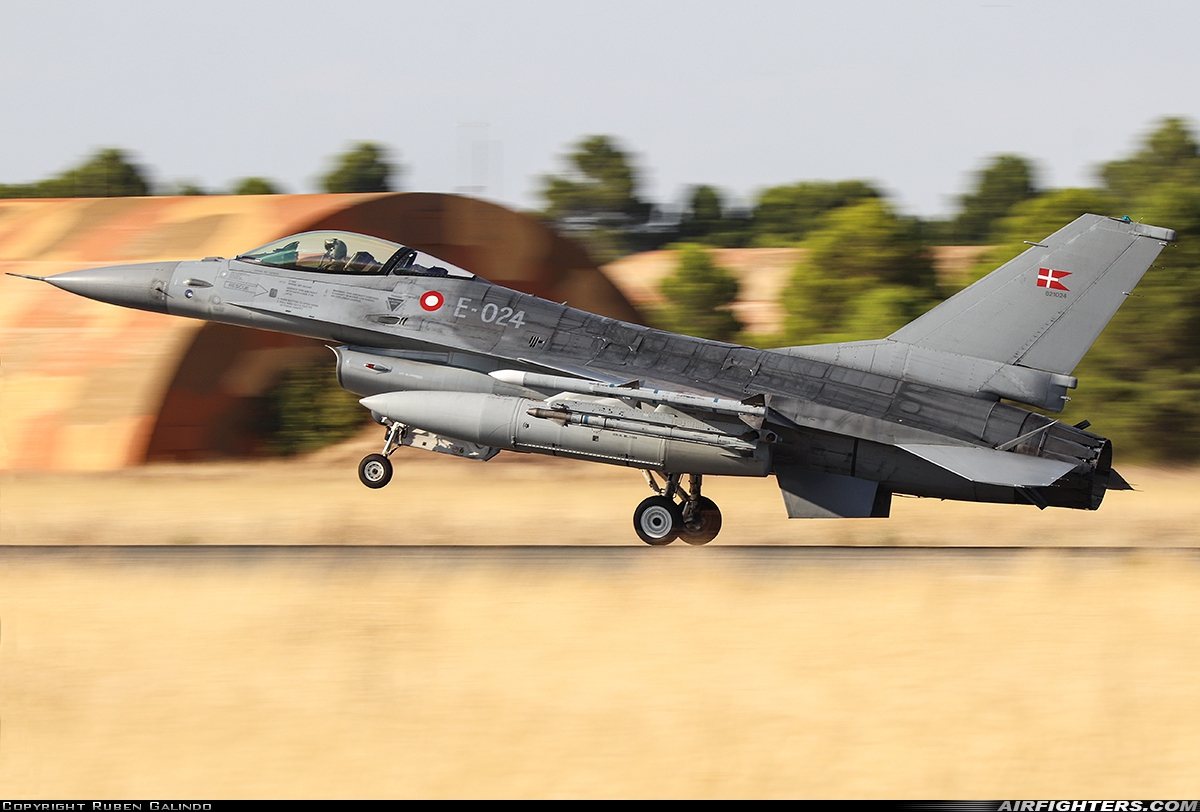 Denmark - Air Force General Dynamics F-16AM Fighting Falcon E-024 at Albacete (- Los Llanos) (LEAB), Spain