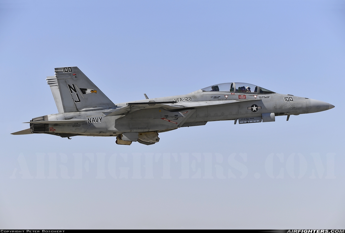USA - Navy Boeing F/A-18F Super Hornet 165802 at Lemoore - NAS / Reeves Field (NLC), USA