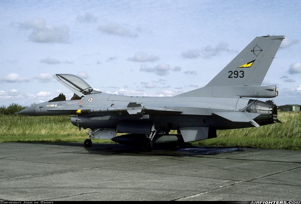 Norway - Air Force General Dynamics F-16A Fighting Falcon 293 at Aalborg (AAL / EKYT), Denmark