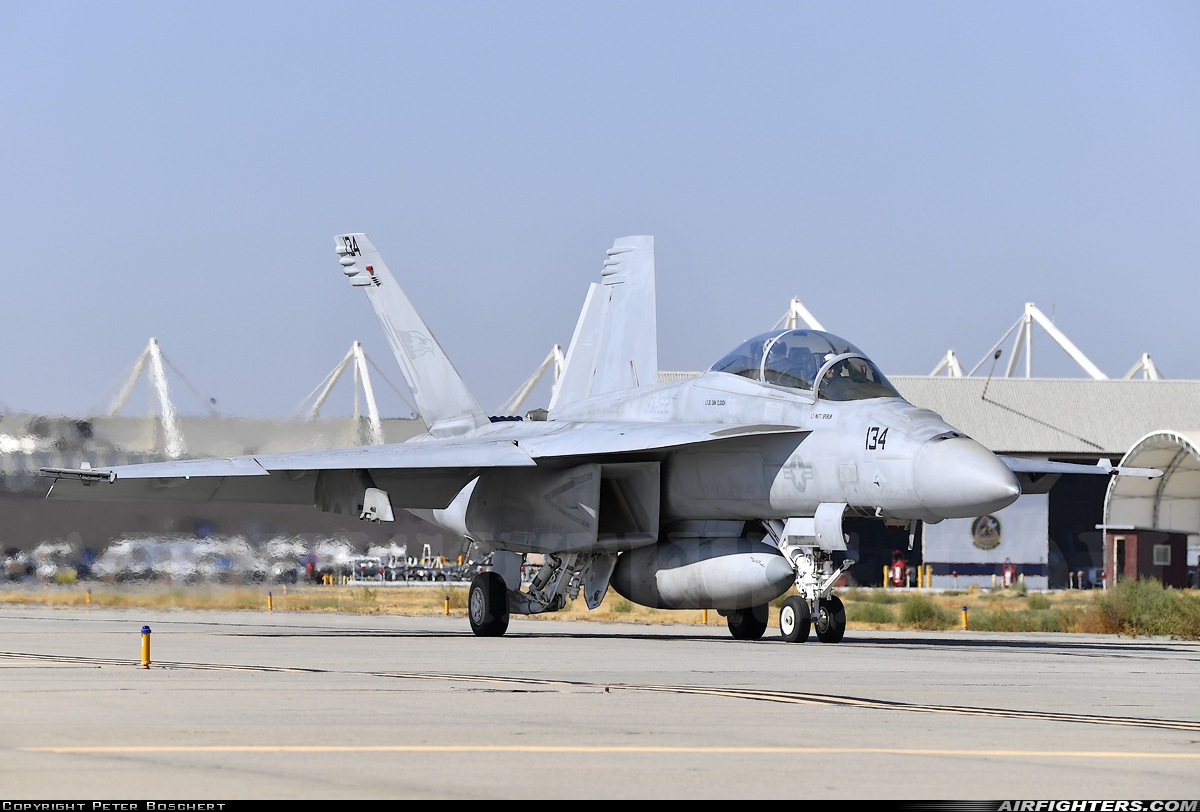 USA - Navy Boeing F/A-18F Super Hornet 166675 at Lemoore - NAS / Reeves Field (NLC), USA