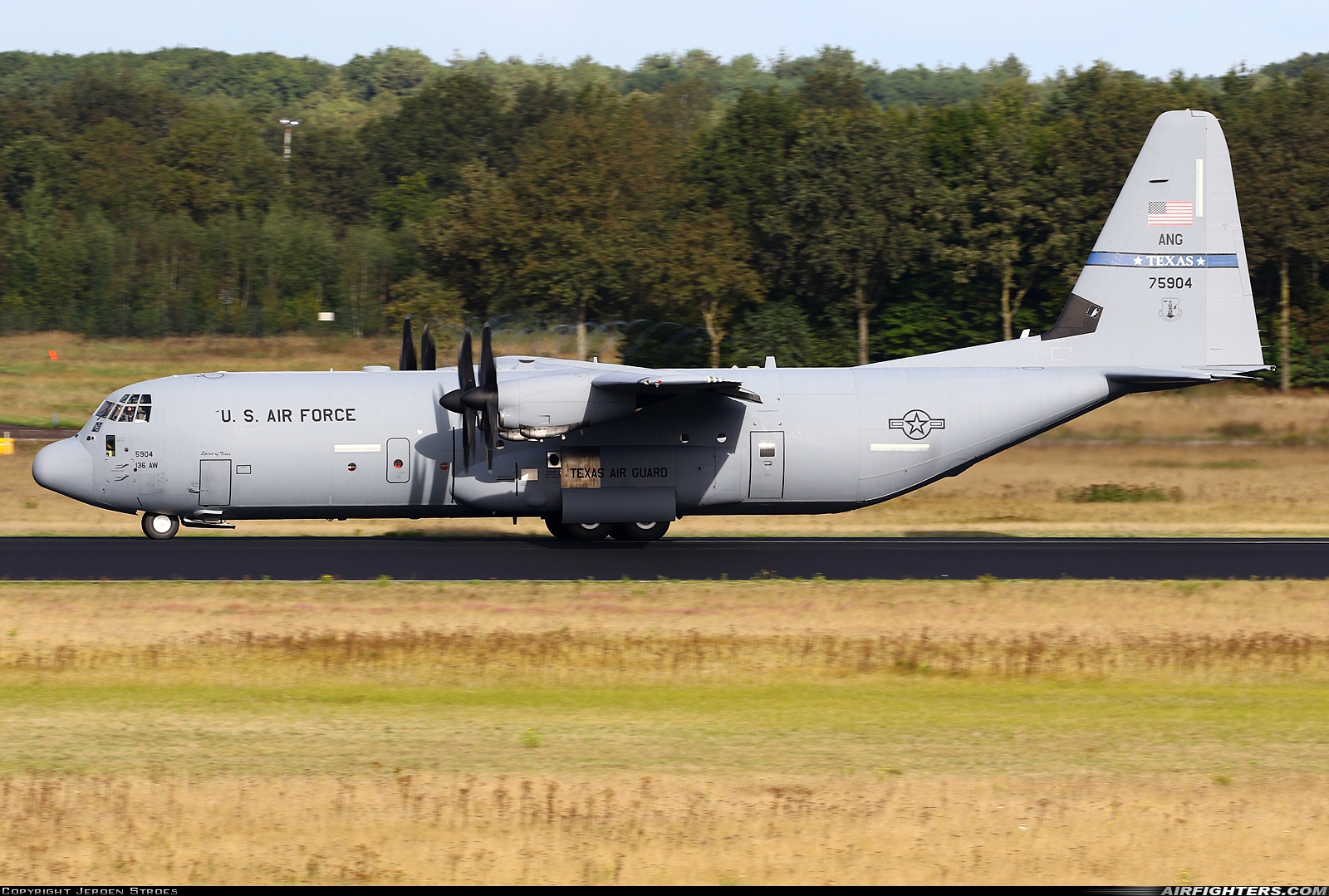 USA - Air Force Lockheed Martin C-130J-30 Hercules (L-382) 17-5904 at Eindhoven (- Welschap) (EIN / EHEH), Netherlands