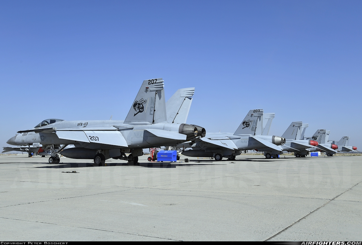 USA - Navy Boeing F/A-18E Super Hornet 168884 at Lemoore - NAS / Reeves Field (NLC), USA