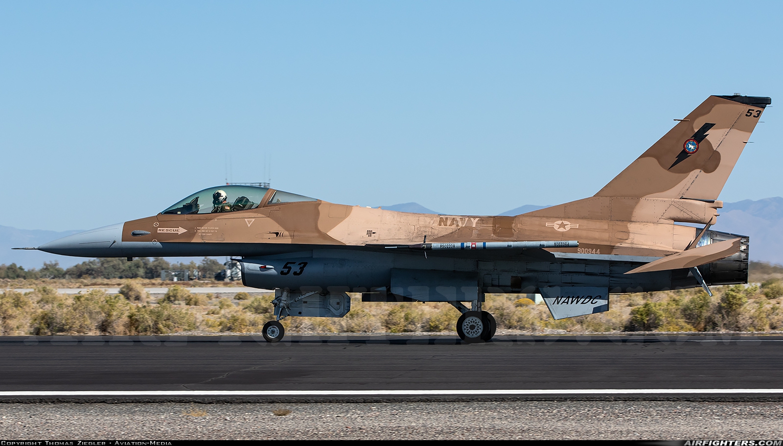 USA - Navy General Dynamics F-16A Fighting Falcon 900944 at Fallon - Fallon NAS (NFL / KNFL), USA