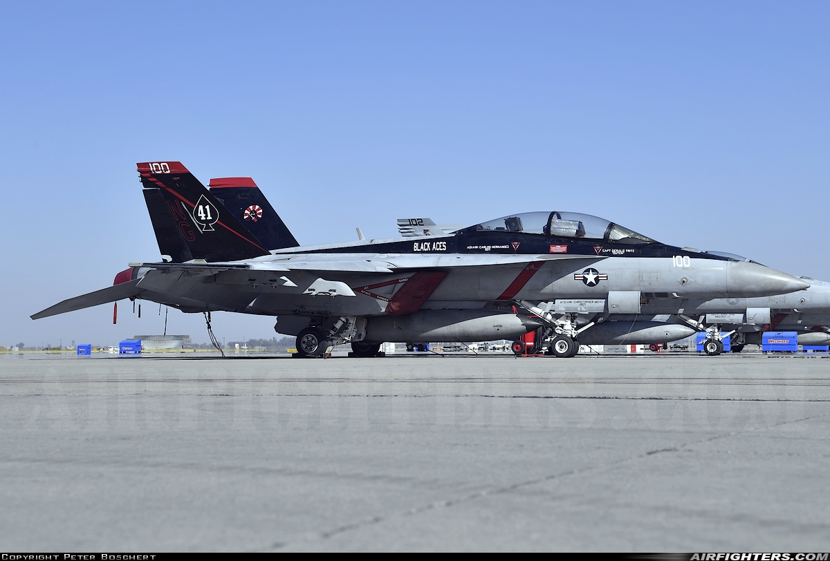 USA - Navy Boeing F/A-18F Super Hornet 166876 at Lemoore - NAS / Reeves Field (NLC), USA