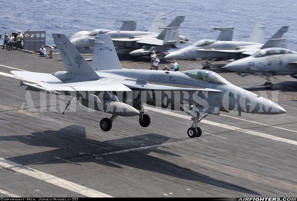 USA - Navy McDonnell Douglas F/A-18C Hornet 164669 at Off-Airport - Atlantic Ocean, International Airspace