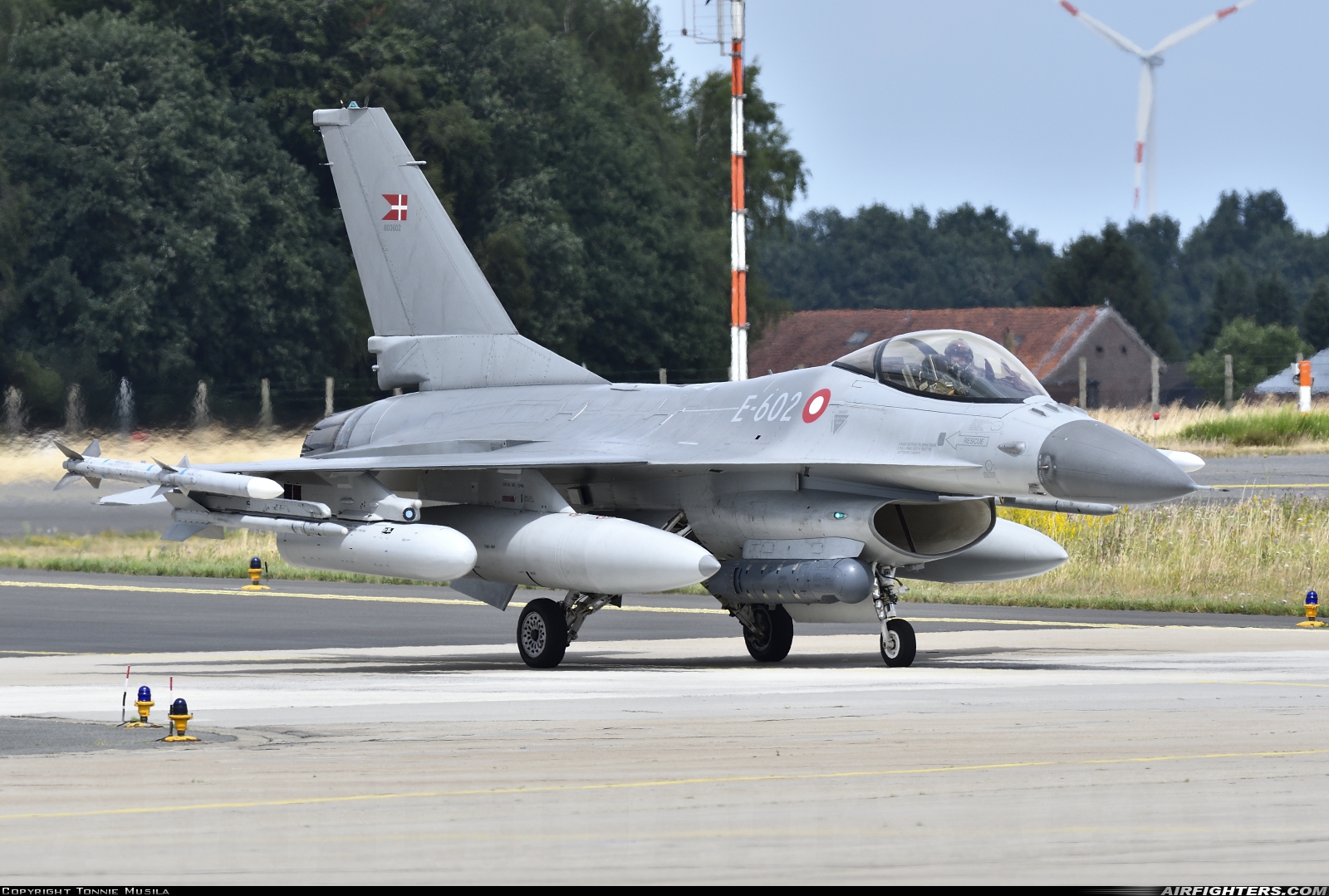 Denmark - Air Force General Dynamics F-16AM Fighting Falcon E-602 at Geilenkirchen (GKE / ETNG), Germany